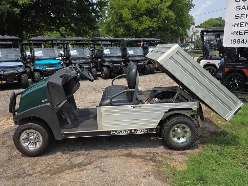 Used green gas 2019 Club Car Carryall golf cart for sale in Raleigh, NC — photo 5