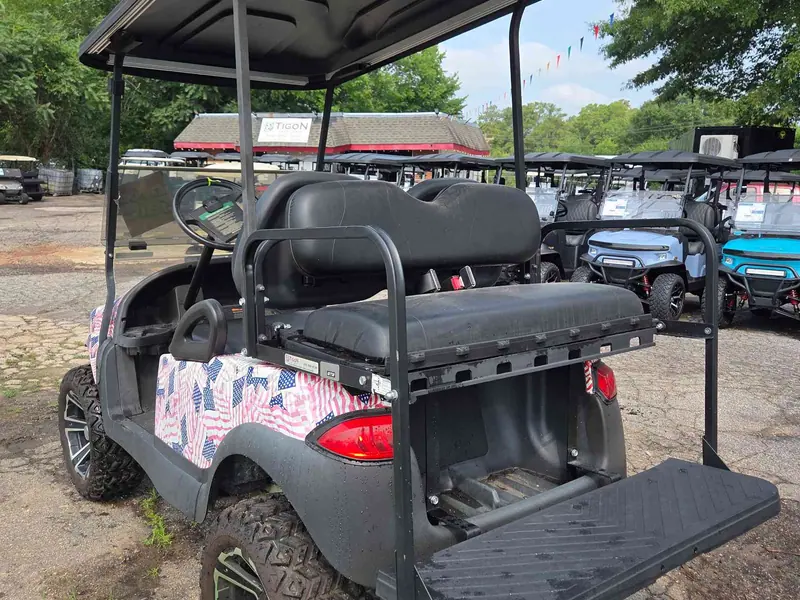 Used american electric 2008 Club Car Precedent lifted golf cart for sale in Raleigh, NC — photo 3