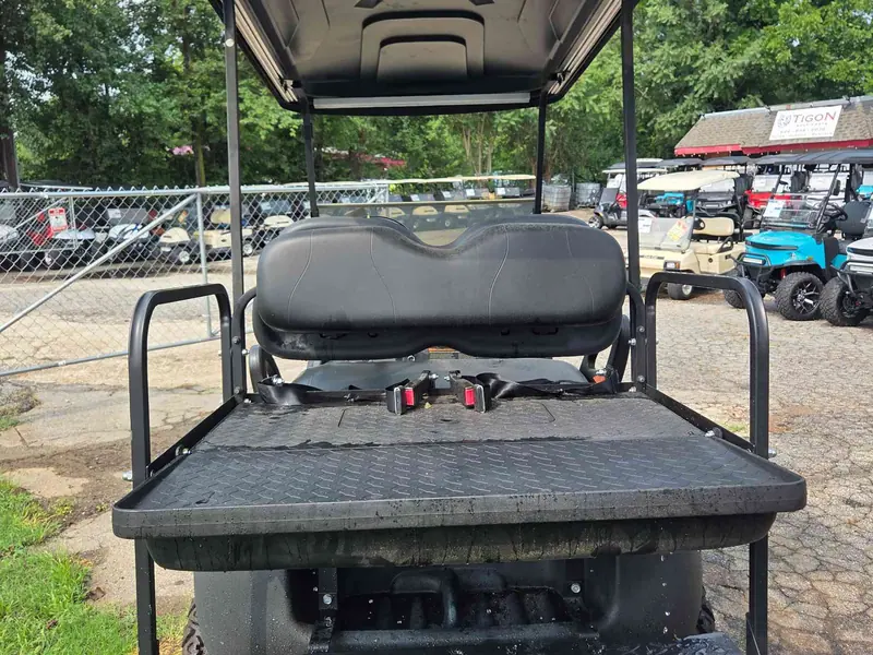 Used american electric 2008 Club Car Precedent lifted golf cart for sale in Raleigh, NC — photo 4