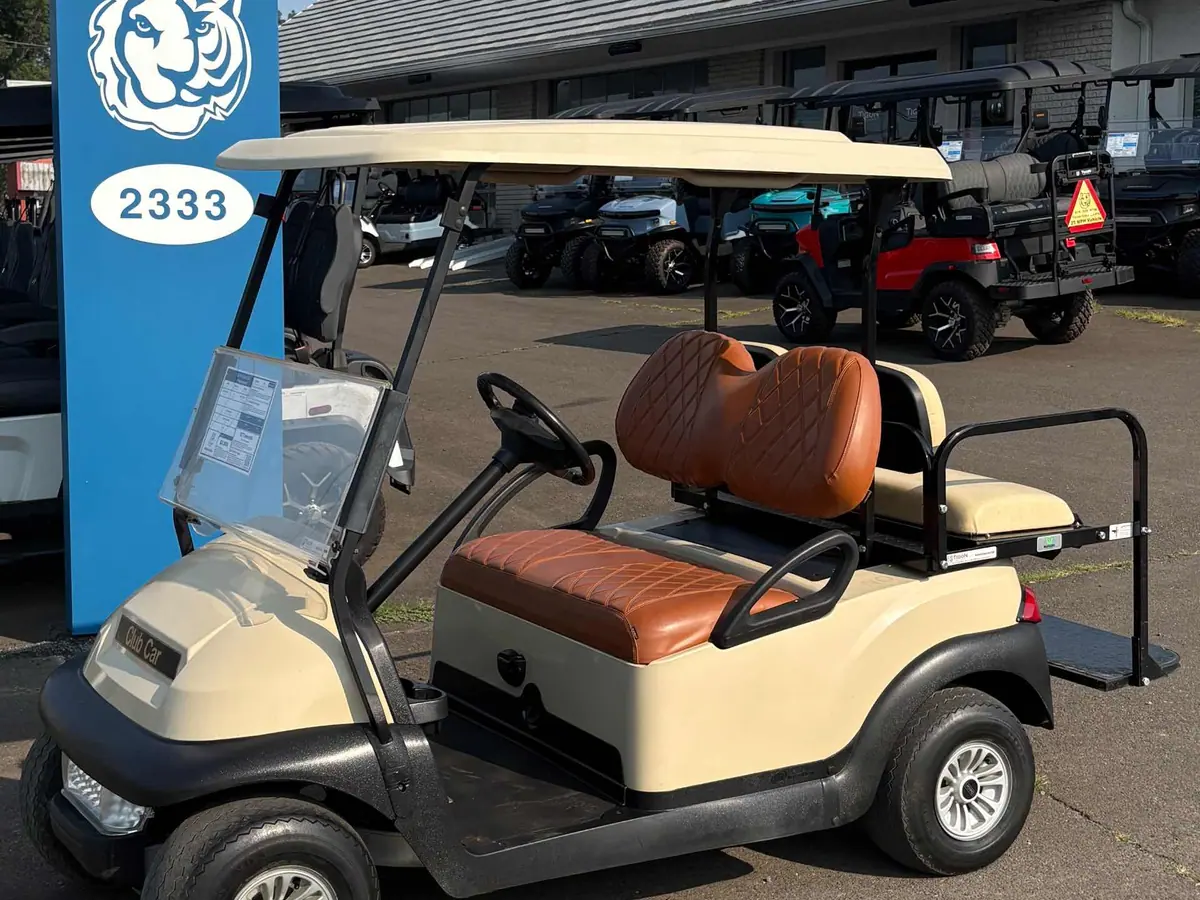 Used beige electric 2019 Club Car Precedent golf cart for sale in Lecanto, FL