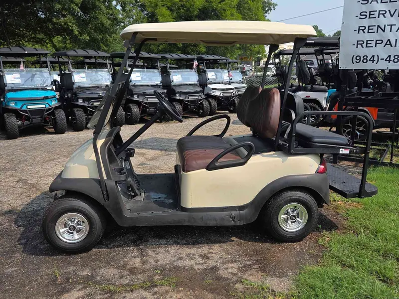 Used beige electric 2015 Club Car Precedent golf cart for sale in Raleigh, NC — photo 2