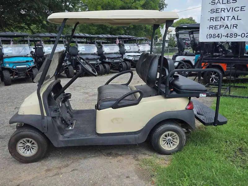 Used beige electric 2015 Club Car Precedent golf cart for sale in Raleigh, NC — photo 2