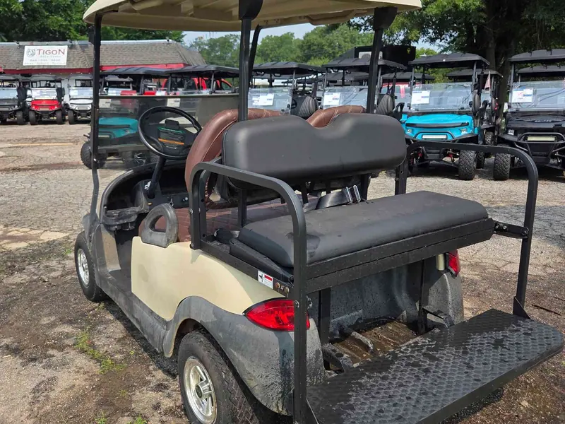 Used beige electric 2015 Club Car Precedent golf cart for sale in Raleigh, NC — photo 3