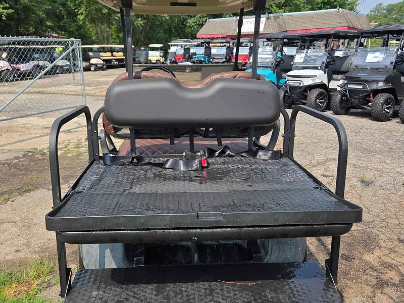 Used beige electric 2015 Club Car Precedent golf cart for sale in Raleigh, NC — photo 4