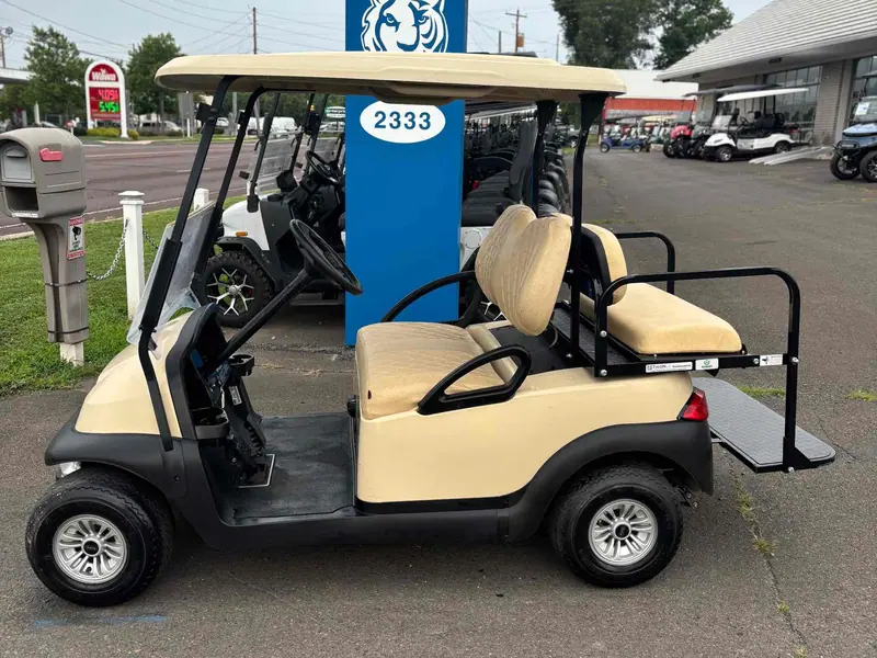 Used beige electric 2018 Club Car Precedent golf cart for sale in South Bend, IN — photo 2