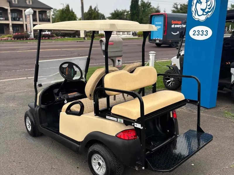 Used beige electric 2018 Club Car Precedent golf cart for sale in South Bend, IN — photo 3