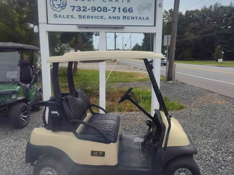 Used beige electric 2016 Club Car Precedent golf cart for sale in Waretown, NJ — photo 2