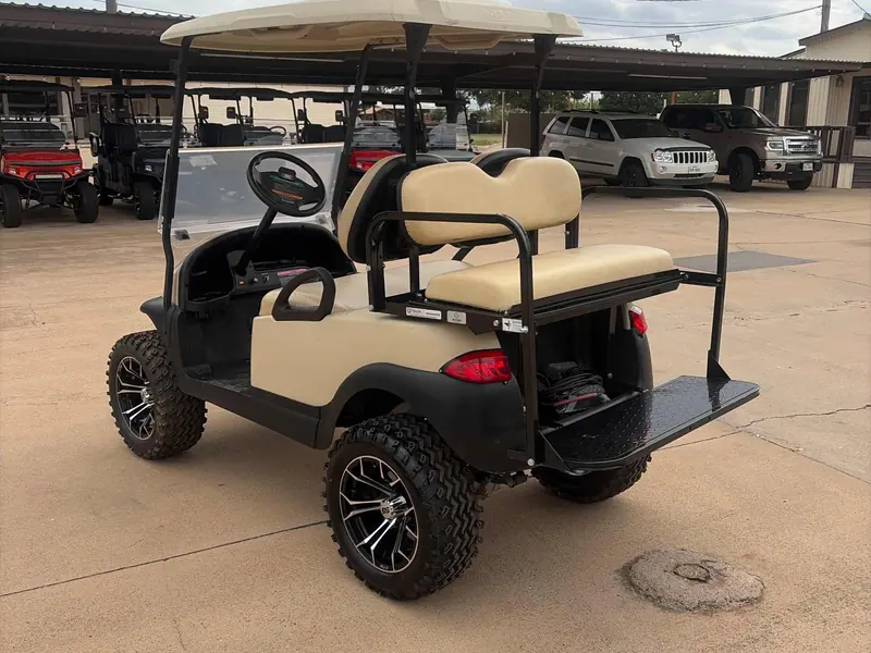 Used beige electric 2018 Club Car Precedent lifted golf cart for sale in Wichita Falls, TX — photo 3