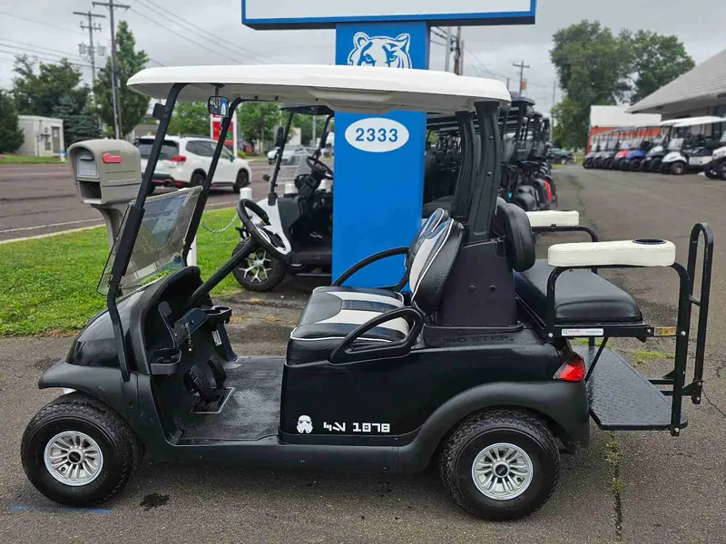 Used black electric 2012 Club Car Precedent golf cart for sale in Hatfield, PA — photo 2