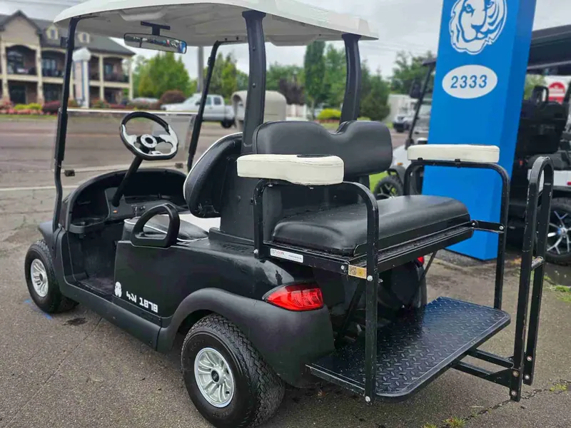 Used black electric 2012 Club Car Precedent golf cart for sale in Hatfield, PA — photo 3