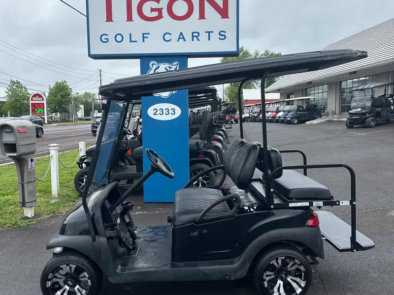 Used black gas 2013 Club Car Precedent golf cart for sale in Scranton, PA — photo 2