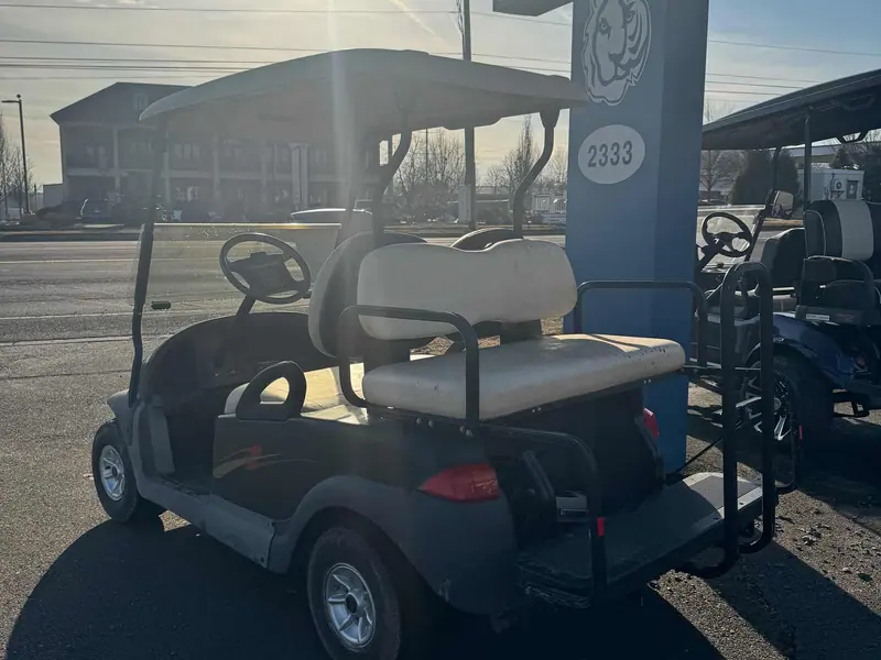 Used green electric 2005 Club Car Precedent golf cart for sale in Hatfield, PA — photo 3