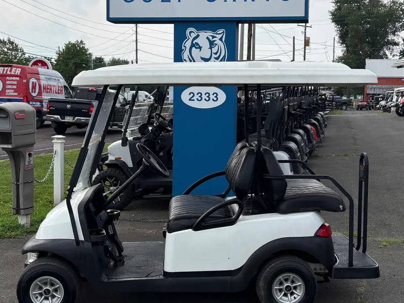 Used white electric 2015 Club Car Precedent golf cart for sale in Swanton, OH — photo 2