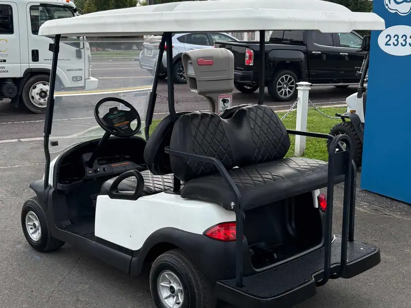 Used white electric 2015 Club Car Precedent golf cart for sale in Swanton, OH — photo 3