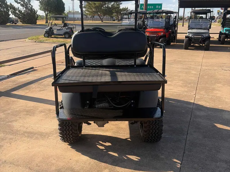 Used beige electric 2020 Club Car Tempo lifted golf cart for sale in Wichita Falls, TX — photo 4