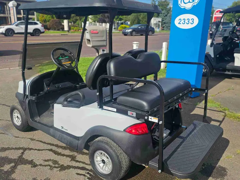Used gray electric 2020 Club Car Tempo golf cart for sale in Gloucester Point, VA — photo 3