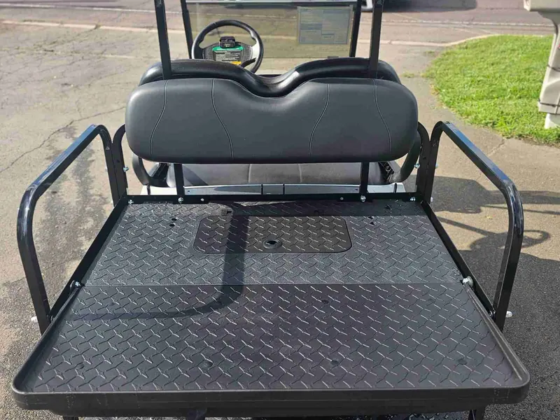 Used gray electric 2020 Club Car Tempo golf cart for sale in Gloucester Point, VA — photo 4