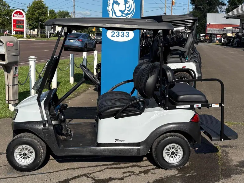 Used gray electric 2020 Club Car Tempo golf cart for sale in Gloucester Point, VA — photo 2