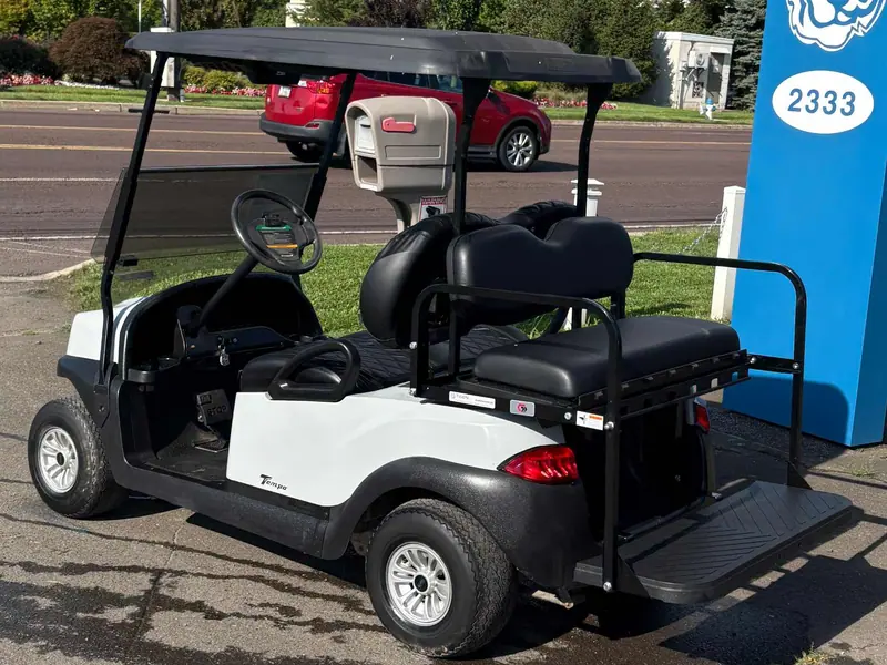 Used gray electric 2020 Club Car Tempo golf cart for sale in Gloucester Point, VA — photo 3