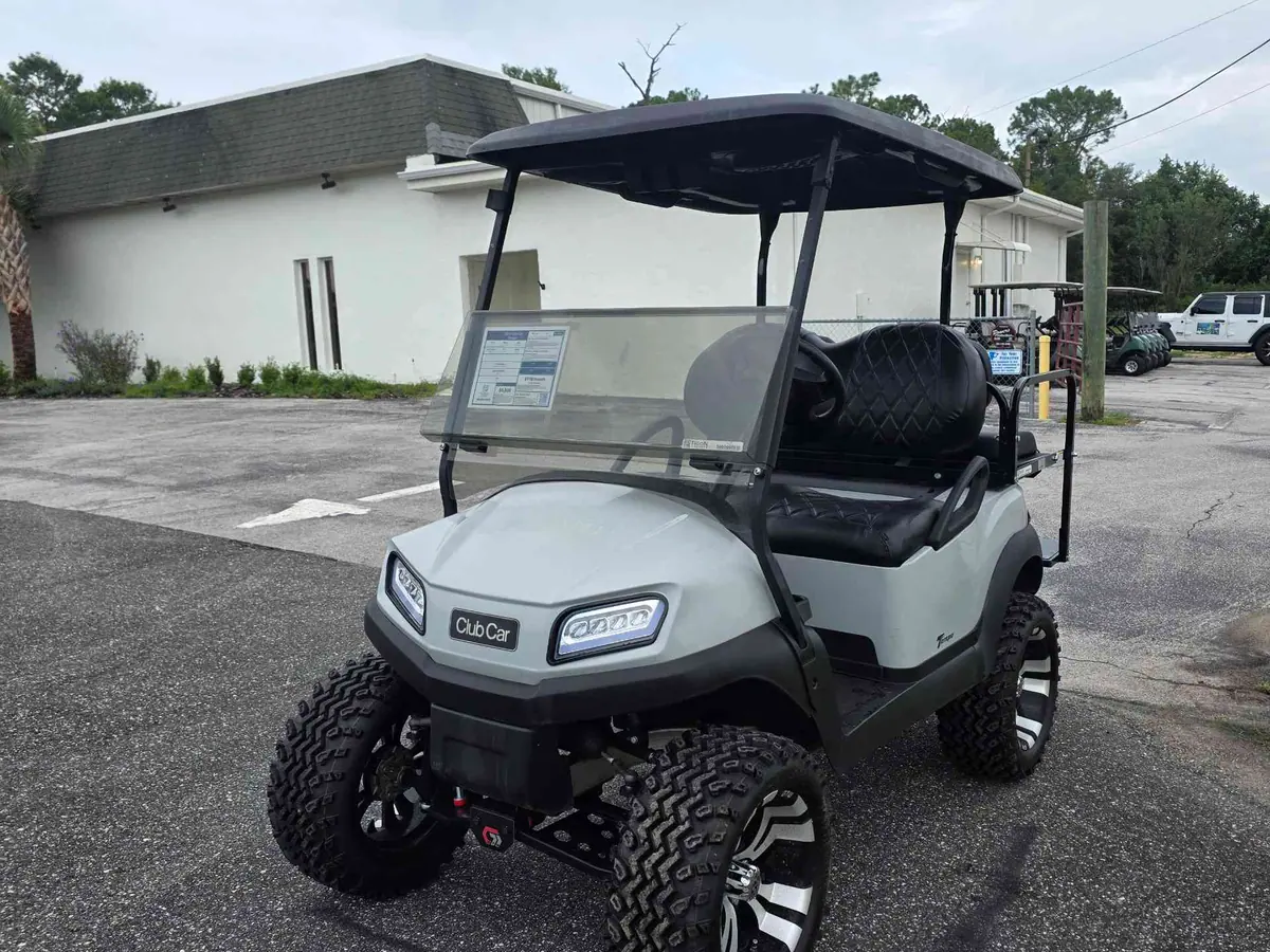 Used gray electric 2024 Club Car Tempo lifted golf cart for sale in Lecanto, FL