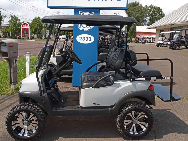 Used gray electric 2020 Club Car Tempo lifted golf cart for sale in Lecanto, FL — photo 2