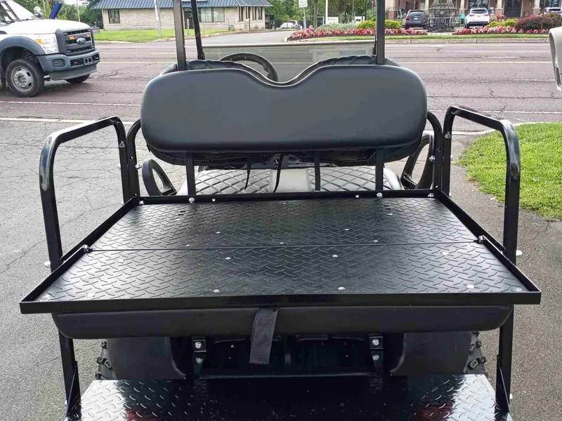 Used gray electric 2020 Club Car Tempo lifted golf cart for sale in Lecanto, FL — photo 4