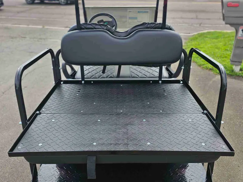 Used gray electric 2020 Club Car Tempo lifted golf cart for sale in Ocean View, NJ — photo 4