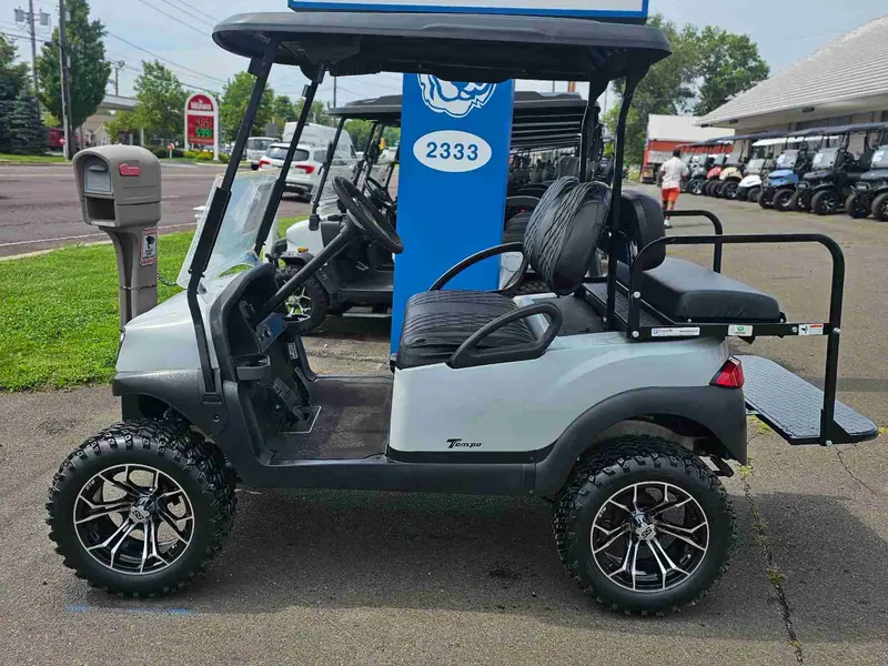 Used gray electric 2020 Club Car Tempo lifted golf cart for sale in Ocean View, NJ — photo 2
