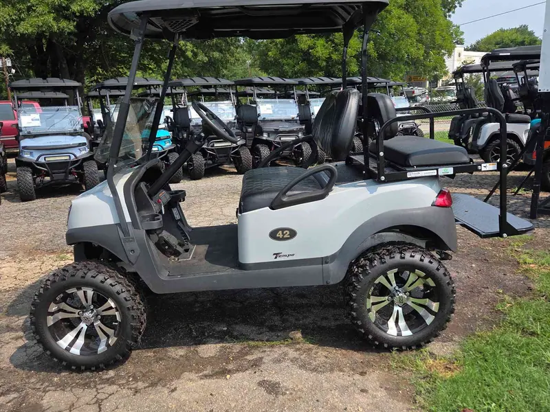 Used gray electric 2020 Club Car Tempo lifted golf cart for sale in Raleigh, NC — photo 3