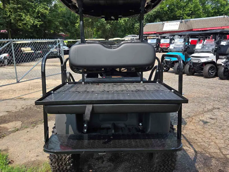 Used gray electric 2020 Club Car Tempo lifted golf cart for sale in Raleigh, NC — photo 5