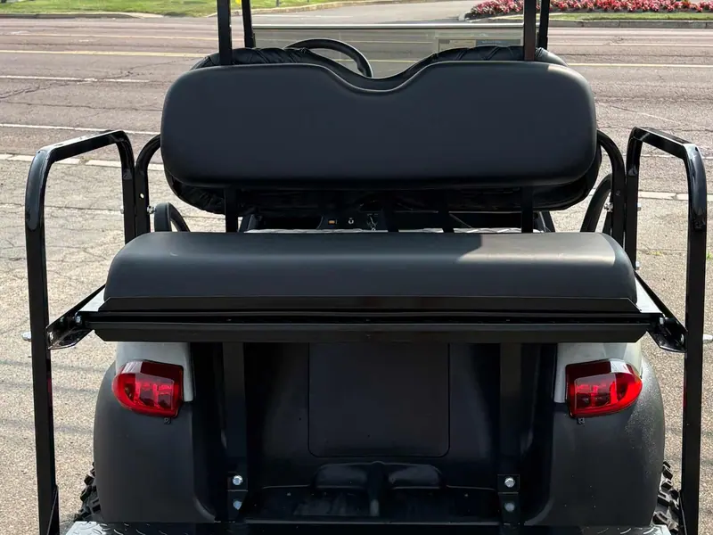 Used gray electric 2020 Club Car Tempo lifted golf cart for sale in Rio Grande, NJ — photo 4