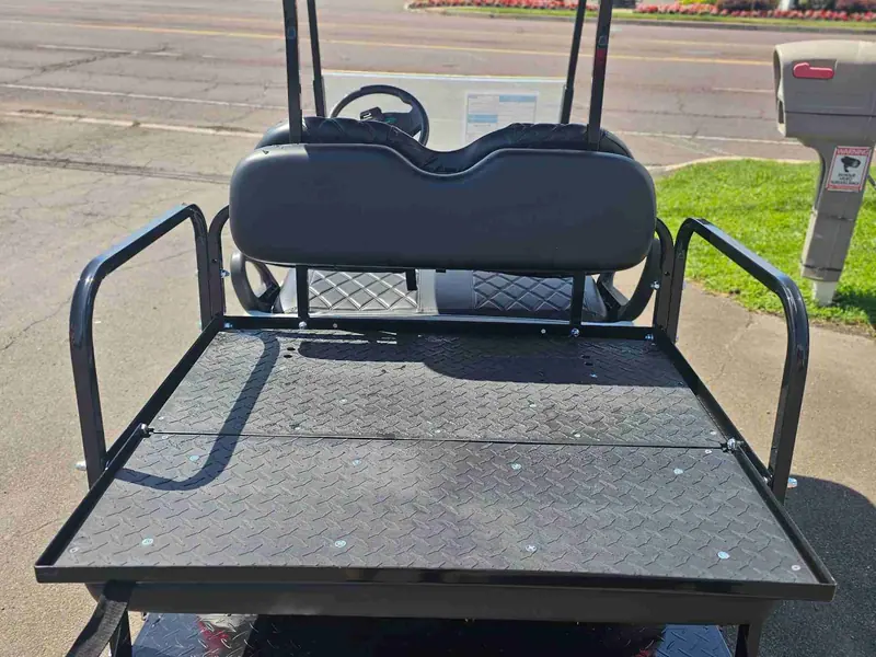 Used gray electric 2020 Club Car Tempo lifted golf cart for sale in Wichita Falls, TX — photo 4
