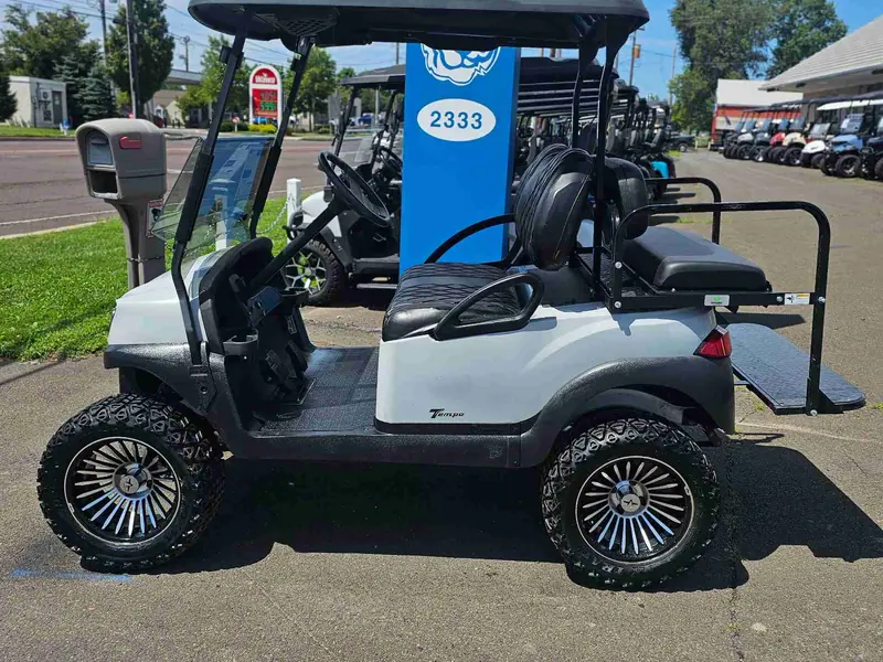 Used gray electric 2020 Club Car Tempo lifted golf cart for sale in Wichita Falls, TX — photo 2