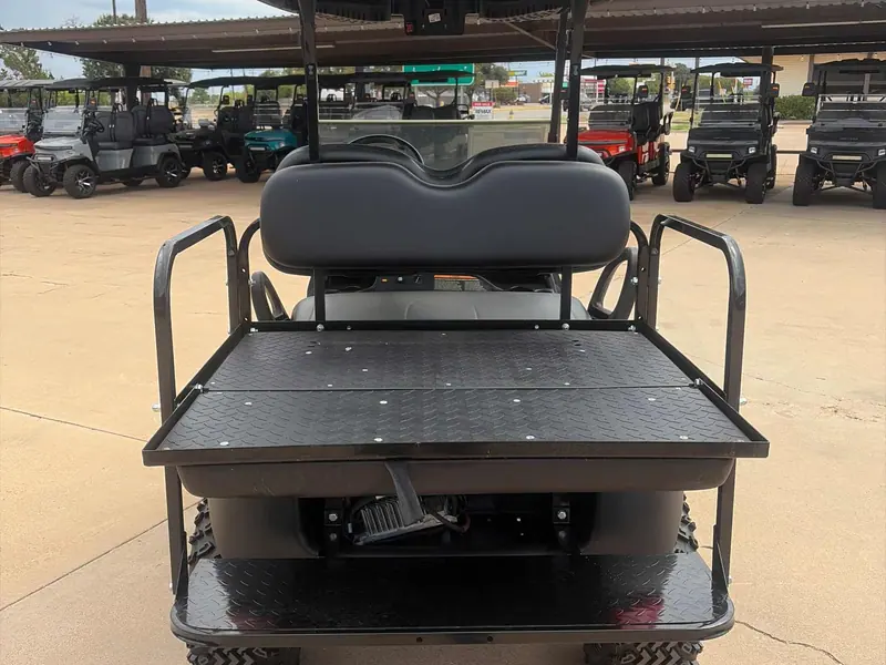 Used gray electric 2020 Club Car Tempo lifted golf cart for sale in Wichita Falls, TX — photo 4