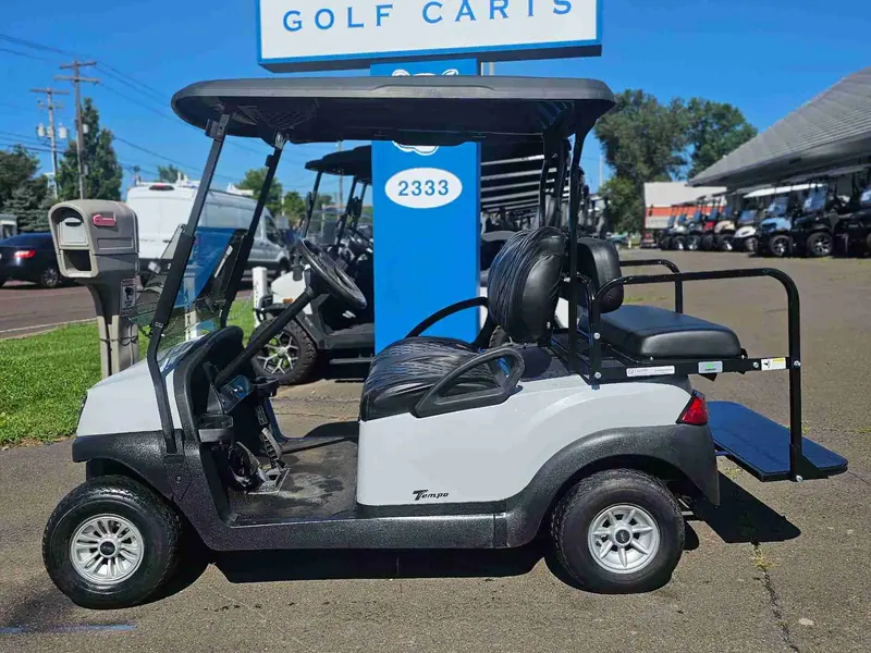 Used gray electric 2020 Club Car Tempo golf cart for sale in Wichita Falls, TX — photo 2