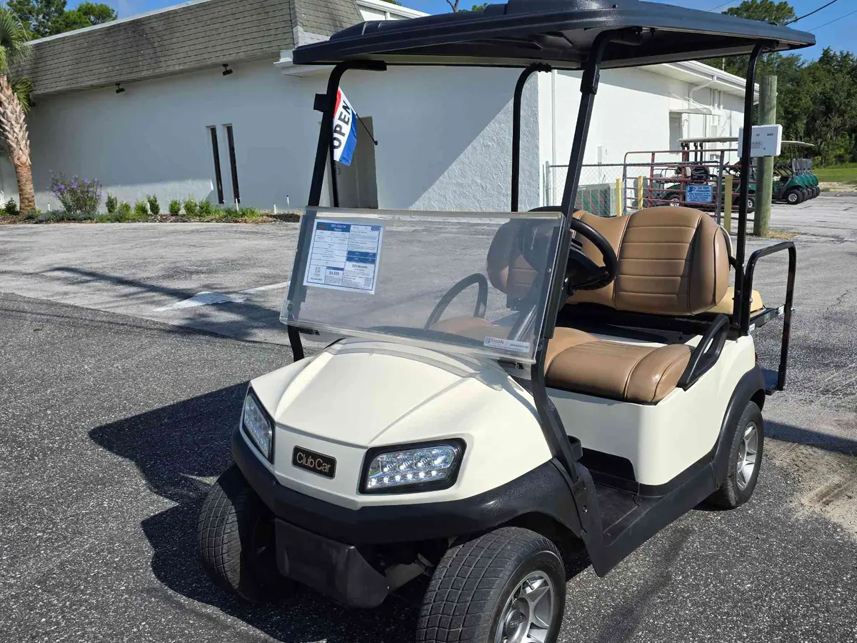 Used white electric 2021 Club Car Tempo golf cart for sale in Lecanto, FL