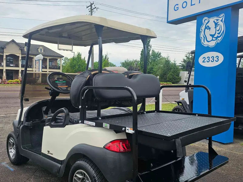 Used white electric 2021 Club Car Tempo golf cart for sale in Rio Grande, NJ — photo 3