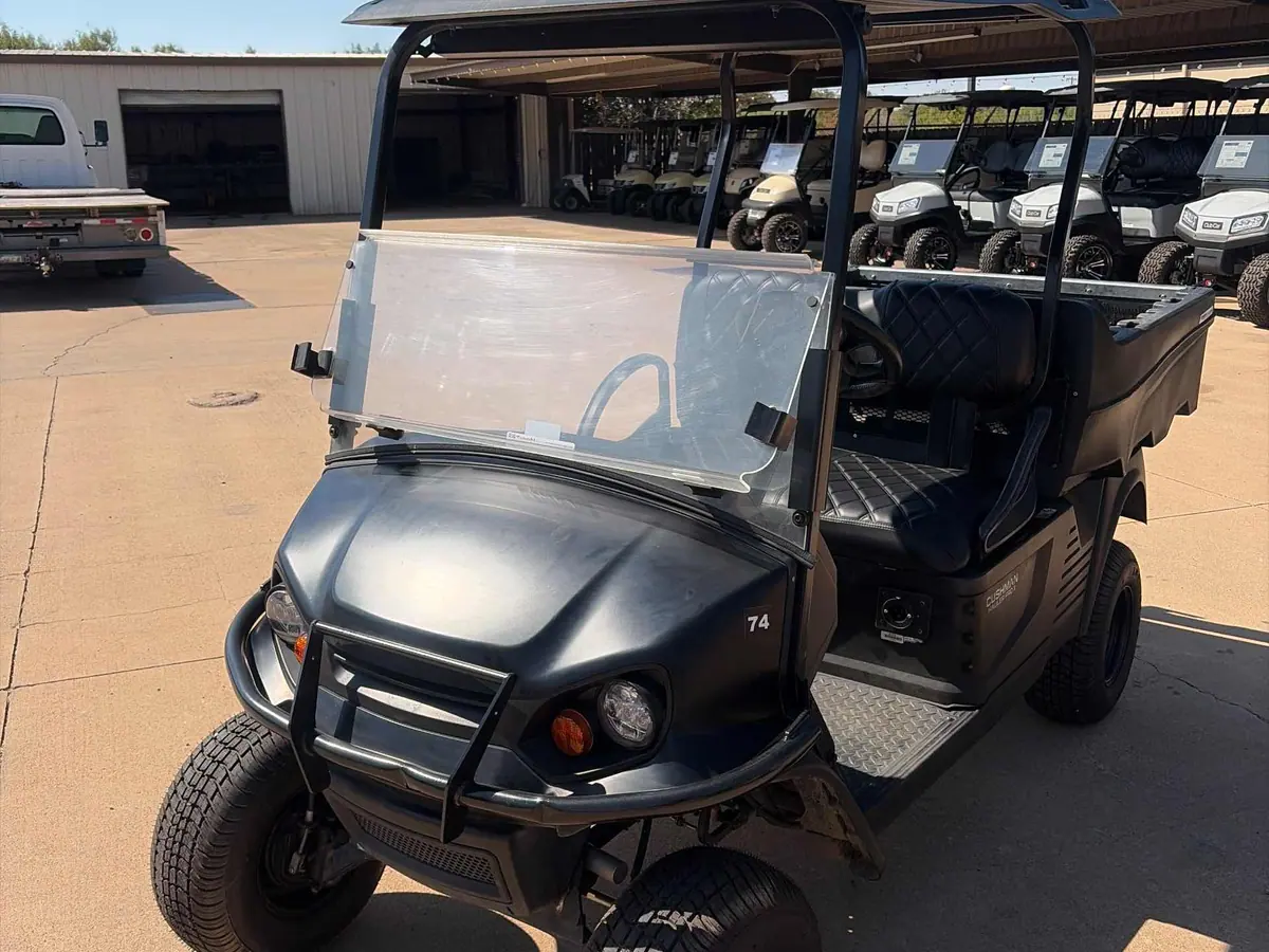 Used black electric 2020 EZGO Cushman golf cart for sale in Wichita Falls, TX