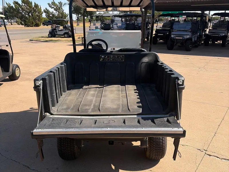 Used black electric 2020 EZGO Cushman golf cart for sale in Wichita Falls, TX — photo 4