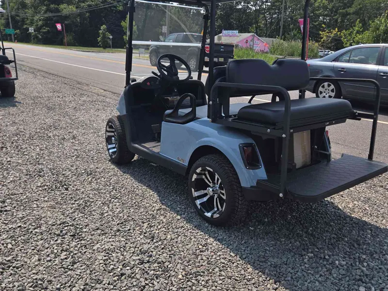 Used blue electric 2021 EZGO RXV golf cart for sale in Waretown, NJ — photo 3
