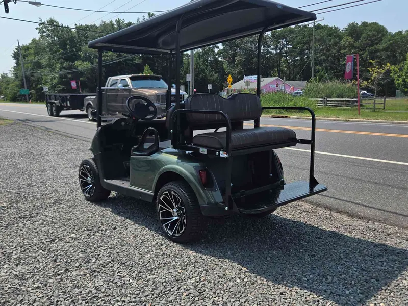 Used green electric 2021 EZGO RXV golf cart for sale in Waretown, NJ — photo 3