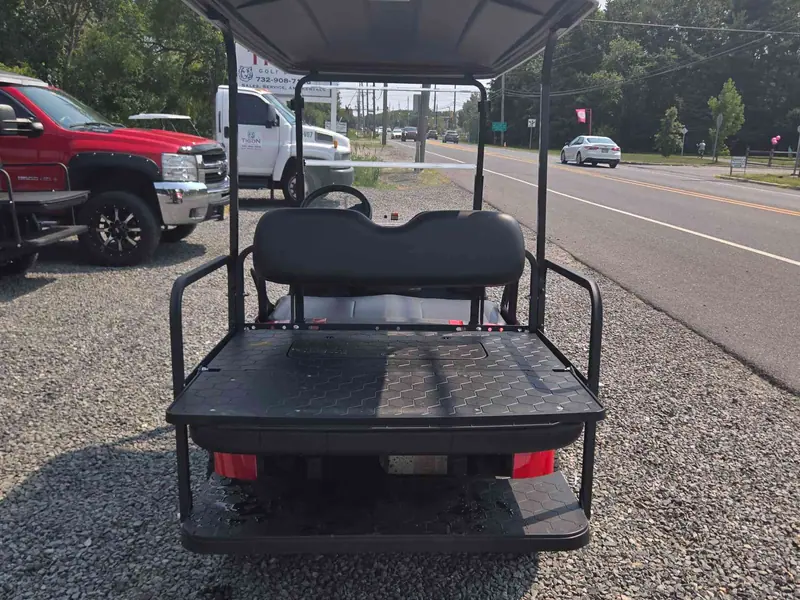 Used red electric 2021 EZGO RXV golf cart for sale in Waretown, NJ — photo 4