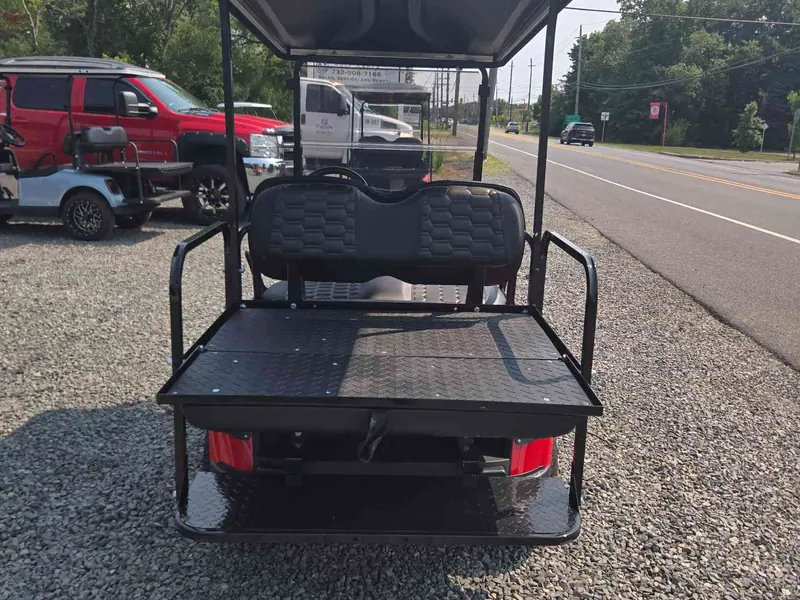 Used red electric 2021 EZGO RXV golf cart for sale in Waretown, NJ — photo 4