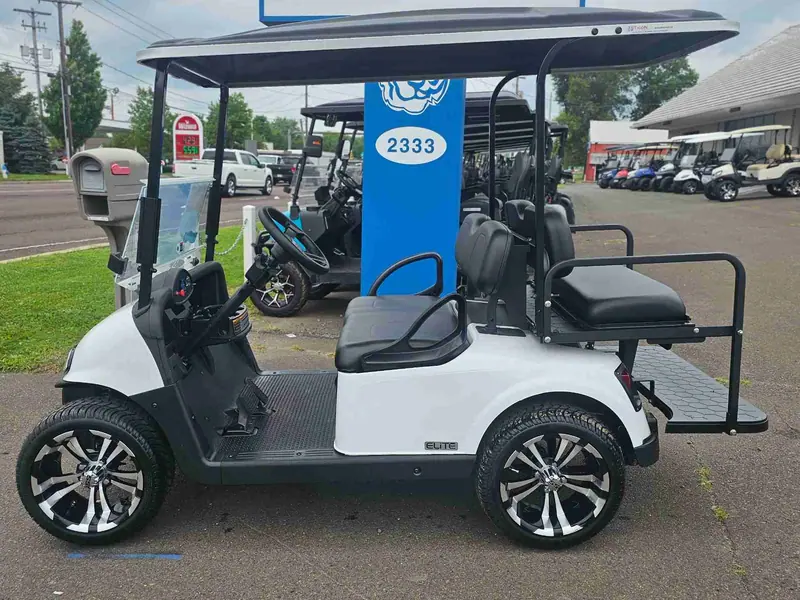 Used white electric 2021 EZGO RXV golf cart for sale in Hatfield, PA — photo 2