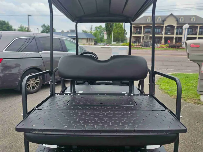 Used white electric 2021 EZGO RXV golf cart for sale in Hatfield, PA — photo 4