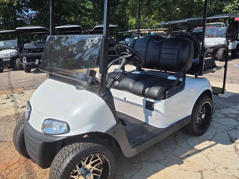 Used white electric 2021 EZGO RXV golf cart for sale in Raleigh, NC — photo 2