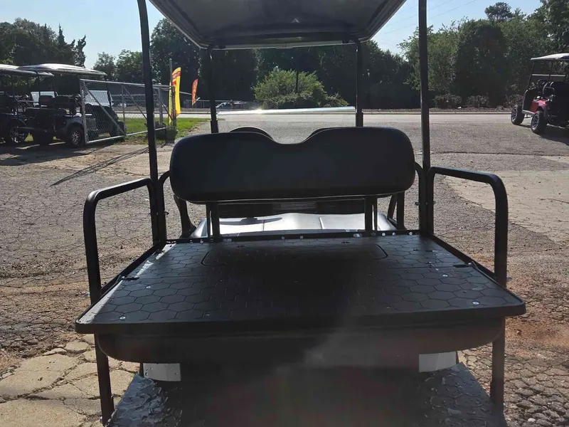 Used white electric 2021 EZGO RXV golf cart for sale in Raleigh, NC — photo 5