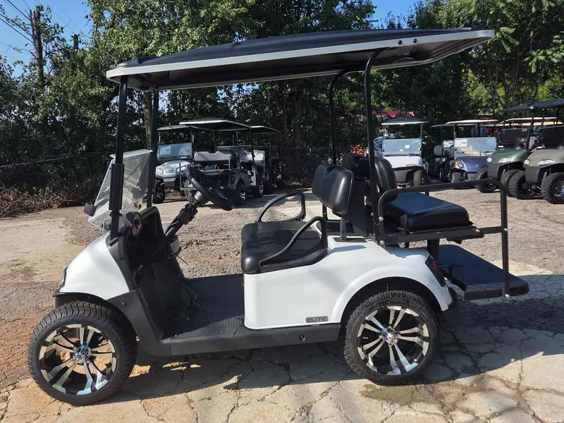 Used white electric 2021 EZGO RXV golf cart for sale in Raleigh, NC — photo 3