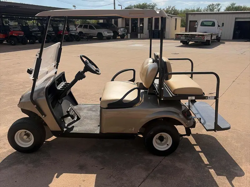 Used champane gas 2021 EZGO TXT golf cart for sale in Wichita Falls, TX — photo 2