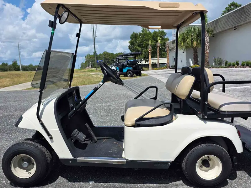 Used white gas 2008 EZGO TXT golf cart for sale in Lecanto, FL — photo 2